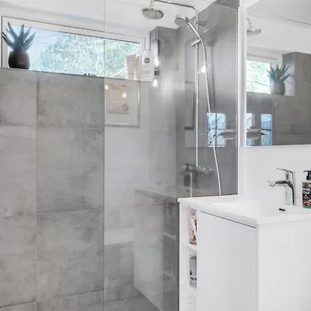 4 Bedroom Lovely In * Vejby