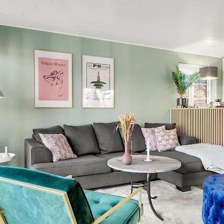 4 Bedroom Lovely In Semesterbostad Vejby